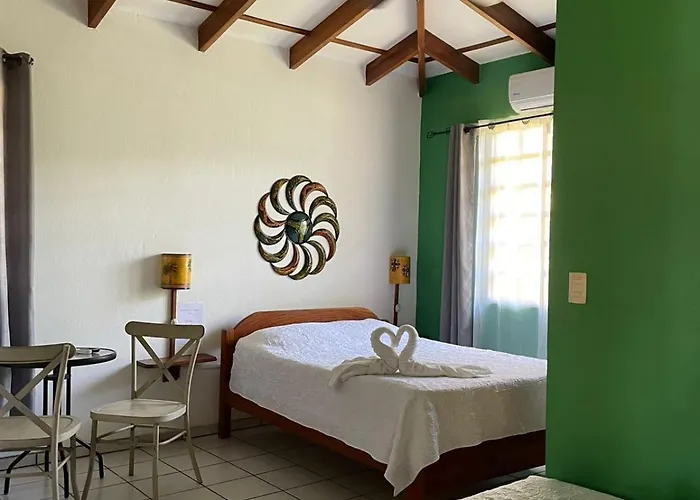 Hotel Cabinas El Colibri, 3*