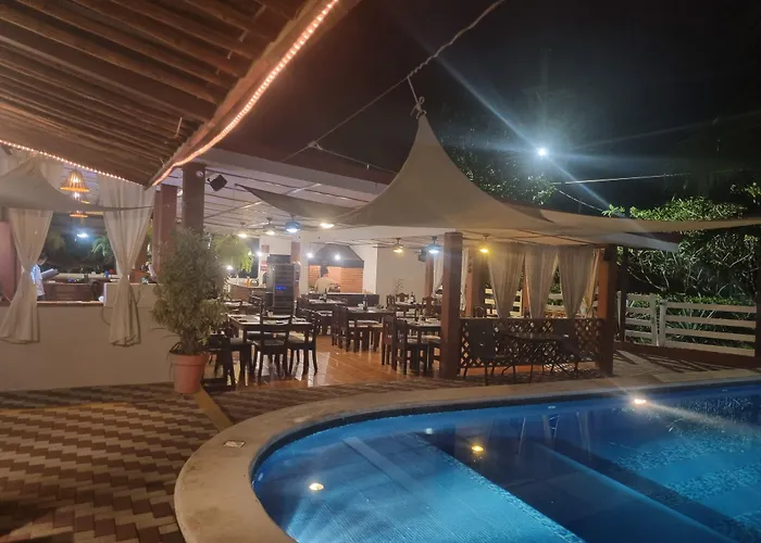 Hotel Cabinas El Colibri,