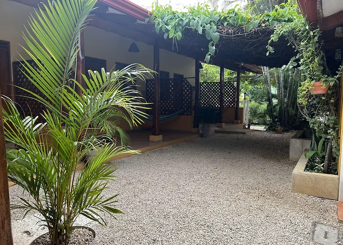 Hotel Cabinas El Colibri, 3*