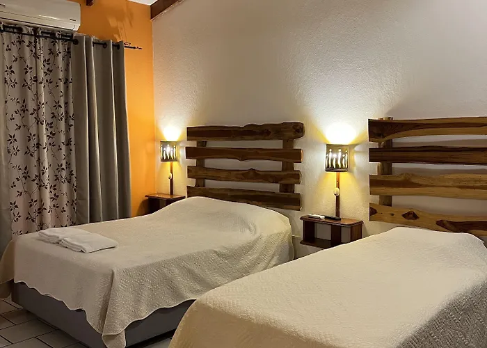 Hotel Cabinas El Colibri, Puerto Carrillo