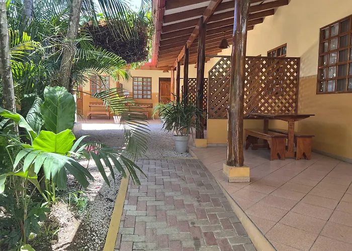 Cabinas El Colibri, Hotel Puerto Carrillo