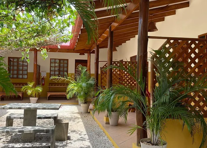 Hotel Cabinas El Colibri, Puerto Carrillo
