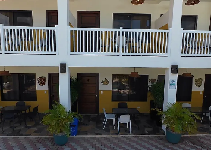 Cabinas El Colibri, Puerto Carrillo