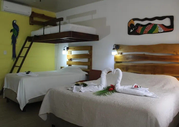 Cabinas El Colibri, Hotel