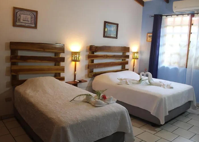 Cabinas El Colibri, 3* Puerto Carrillo