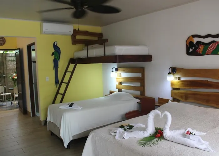 Cabinas El Colibri,